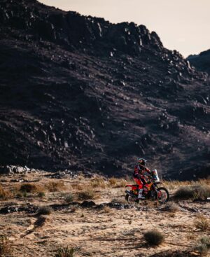 Toby Price Instagram - Stage 9 🏁 4th
Overall ⏱️ 6th
Not too bad today, one small mistake but the rest of the day was pretty good. Super stoney and hard to see today in the sun, got through in one piece and onto tomorrow. 
#Dakar2024