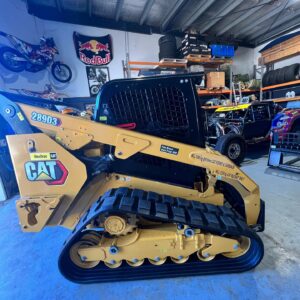 Toby Price Instagram - Was gearing up for a big year on two wheels, made a purchase to build some tracks for some training. Now get to build a fun playground 😛 thanks to Caterpillar for the great sales and service. Let’s build some booters 🤗 Also big thanks to @graeme_doolan for making those long days in the sun cooler with some window tint. Ever need some tint done hit him up.