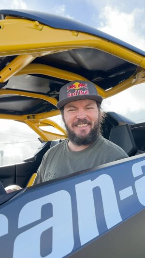 Toby Price Instagram - So stoked to finally get my hands on my own @canam_anz Maverick R… been waiting a while and can’t wait to cut some laps 🤤