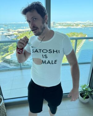 Toby Turner Instagram - was gonna wear my fav shirt to the halving party im performing at tonight but the fricken laundry machine burned a hole in it 😭 #BitcoinHalving2024