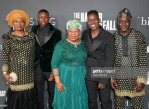 Toheeb Jimoh Instagram - Last night I recieved my first acting award at the @criticschoice Celebration of Black Cinema and Television event 🖤💫 I couldn't have asked to be introduced by anybody better than @mrbrettgoldstein (his speech nearly made me cry but I firmed it) - It was such a special night for all of my family (Mum, Dad, Brother and Grandma😂) here's to many more!! 🙌🏿🙌🏿

Look 👔   jewellery 💎: @newbottega
Styled by 💫: @ysmnsabri and @romel.doyle
Make up 💅🏿: @chousner
Hair ✂️: @theshaveplace

#TedLasso #criticschoiceawards #samobisanya #toheebjimoh