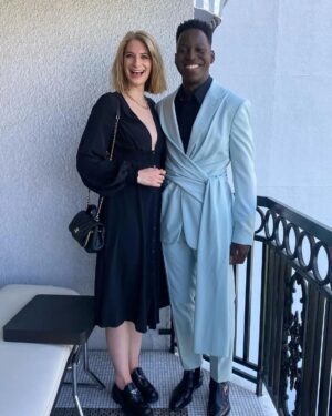 Toheeb Jimoh Instagram - Emmys 2022 💫

I'm so proud of my TedLasso family! Yesterday was 🤯🤯

Suit: @dior
Styling: @ysmnsabri 
MUA: @chousner 
Hair: @theshaveplace 

#Emmys2022 #toheebjimoh #Samobisanya #tedlasso