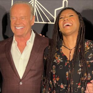 Toks Olagundoye Instagram - If laughter is medicine, I’m heavily medicated.
Never a dull moment with these folks and I love every second of it. We’re back, baby!
•
#Frasier #Emmys
•
Briads by @rawxrootedbeauty 
Face beat by @mua.bryyy
