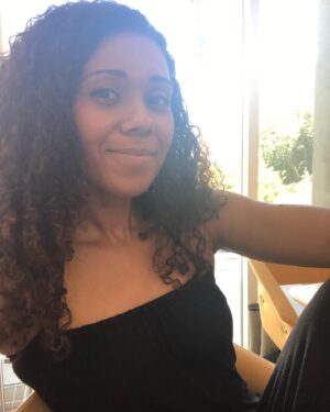 Toks Olagundoye Instagram - No filter, just sunshine. Had a LOVELY chat with my FAVORITE Arcane voice actor this morning. Episode out on Tuesday. For now, enjoy some sunshine and have a beautiful day 🌝
•

#BlackPodcaster #ComingSoon #Sunshine# #Joy #Fun #Funny #BlackPodcasters #Voiceover #Arcane #VoiceActor #NoFilter #Animation #VoiceoverActor #Weekend #AuNaturel #TeaforTwo #GirlPower #LoL #MelaninPoppin #BlackPodcasters #Chat #Convo #ThisisWhatWeDo #VoiceActors #BlackGirlMagic #CurlyGirl #SelfieDump #Selfie #PhotoDump