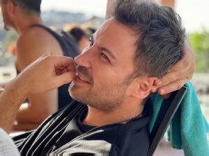 Tolga Güleç Instagram - Her insanın yaşadığı en az iki hayatı var. Biri bildiğiniz vitrinlik, diğeri bilmediğiniz derinlik. 📸: @ibrozdg