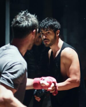 Tolga Mendi Instagram - Birazdan @startv ekranlarındayız.
#solyanım #aşkçıkmazı
📸 @mehmetozer22