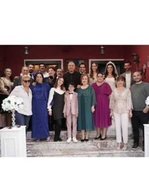 Tolga Tekin Instagram - Beş buçuk ay çok keyifli bir ekiple çalışmanın huzuru ve accık hüznü var.Başta yapımcılarımız @gunescelikcan ve @mervazorlu olmak üzere,yönetmenimiz @altugsahin,ikinci yönetmenimiz @dilek_kulekcii,canım oyuncu arkadaşlarım başta @sebnembozoklu olmak üzere @metincoskunn, @ugurdemirpehlivan, @selmaguneriofficial, @arassenol, @ezgitombul_, @gzmkala, @guzel_sureyya @muratdanaci, @mertcarim, @nisandokmeci, @saidegeyildirim, @ipekayko, @ozlemunaldi, @ferdi.akarnur’a,Mahmut bey ve @zeynepongen’e ve tüm kamera arkasında emek veren arkadaşlarıma çok teşekkür ederim… @goyaent @hayatiminnesesi.trt