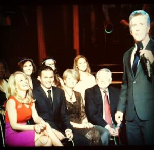 Tom Bergeron Instagram - Not sure what I was saying here, but it made @jerilryan laugh. That’s good enough for me 😉🖖🏼 #throwbackthursday #FootworkWithTheFamous