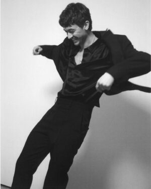 Tom Blyth Instagram - Had a lot of fun with this one. Thank you @numero_netherlands.

@debora_brune // @maxkatt // @lucyhalperin 🙌🏼🙌🏼🙌🏼