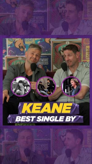 Tom Chaplin Instagram - Tom and Richard from Keane take on #BestSingleBy...

💿 Keane
💿 Oasis
💿 The Beatles
💿 Pet Shop Boys

Listen back to Keane at the Isle of Wight Festival in the @hellorayouk app! 🎶