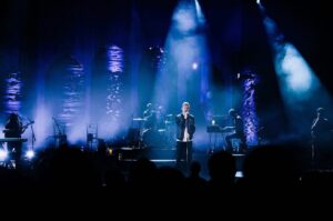 Tom Chaplin Instagram - Can’t believe our first performance on the Twelve Tales mini-tour in the UK was 3 years ago tonight. I’m really missing performing, so send in your memories from the Christmas shows tagging @tomchaplin and I’ll share some of my favourites. You can listen to Twelve Tales of Christmas at the link in my bio!