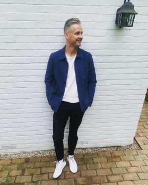 Tom Chaplin Instagram - Yo! 

FYI I’ll be heading into 
@BBCRadio2
 on Monday to talk all things Midpoint…

@zoetheball Breakfast Show with 
@djgarydavies 
 around 8am. 

Love, Tc x

ps thanks to @bbcradio2 for playlisting Gravitational!!
