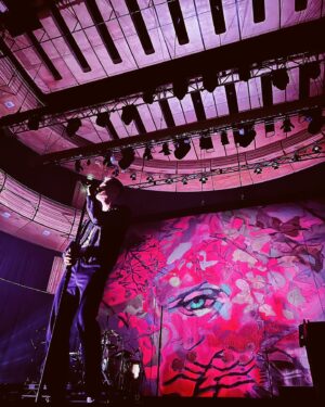Tom Chaplin Instagram - Wow, what an amazing few weeks I’ve had…

Thanks to everyone who came to see the show - you gave your all and each one of you is truly appreciated!

Thanks to my brilliant crew for your cheerfulness and professionalism! Thanks to my amazing musicians. Thanks to @ediebens for being a fabulous support and setting the tone so beautifully each night. Good luck and here’s to a bright future.

Sharing the stage with you is a privilege and pleasure that I’ll sorely miss. I hope we can do it again soon.

Until the next time, love Tom xxx

📸: @iheartcameras, @plobCG, @M_imnk #ThisMyMidpoint