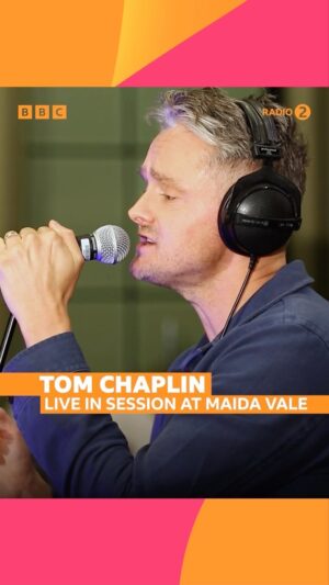 Tom Chaplin Instagram - A very special cover of Kate Bush’s Running Up That Hill by Tom Chaplin.

Listen to Tom Chaplin’s Sofa Session for Jo Whiley on @bbcsounds