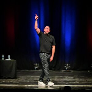 Tom Davis Instagram - Lowestoft thank you all, banging crowd, good vibes… UNTIL NEXT TIME FRIENDS…
