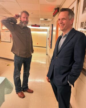 Tom Green Instagram - On Saturday night I was honoured to welcome @tomgreen back to his hometown and proclaim May 18, 2024 Tom Green Day in Ottawa to an amazing sold out crowd at the @nac.cna. The show was being filmed by @amazonprime for his standup special airing later this year. 

Samedi soir, j’ai eu l’honneur d’accueillir @tomgreen dans sa ville natale et de proclamer le 18 mai 2024 Journée Tom Green à Ottawa devant une salle comble au @nac.cna.