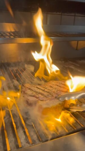 Tom Kerridge Instagram - The original @thebutcherstapandgrillmarlow! Small but perfectly formed, it serves up the best Burgers and Steaks 🤌 Check it out. No booking required - just walk on in!

Visit the website (link in bio) to view the full menu.

#marloweats #burgers #butcherstapandgrill #tomkerridge #comewithme