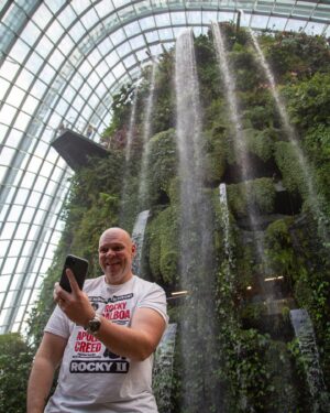 Tom Kerridge Instagram - #AD Just going with the flow at Cloud Forest Gardens by the Bay. Try and imagine a more harmonious blend of urban areas and green spaces than this.👌​

​@visit_singapore #unrealSingapore #MadeinSingapore #VisitSingapore