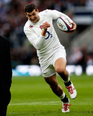 Tom Kerridge Instagram - New event alert 👀

Join us at Twickenham on Thursday 5 December 2024 to celebrate the career of @englandrugby legend, @j0nny_may 🥳

This unforgettable evening will be hosted by @goodbadrugby, who will be joined by legends of the game past and present 🏉
 
What’s more, indulge in a three-course menu created by @cheftomkerridge, who will be there on the evening to meet and mingle with 🍽️

Find our more via the link in our bio 📲