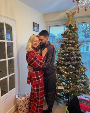 Tom Parker Instagram - Merry Christmas. All our love The Parkers