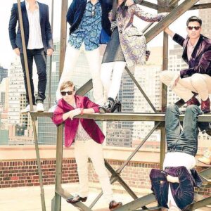 Tom Parker Instagram - Love this photo of us. Me hanging upside down on a roof in New York