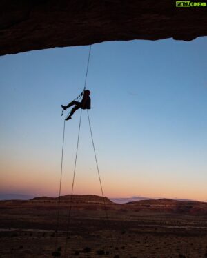 Tom Randall Instagram - Morning! 🏜️ “Stranger Than Fiction” final update…

After a month of working on this amazing line out in the desert with Pete, I’ve had to walk away empty handed without the ‘tick’ but with sooo many other things that I’m really psyched, proud and grateful for. 

Whilst I couldn’t put together the redpoint at the end, I was super happy with how my prep for the trip went, how the projecting progressed and how close I was getting. I knew the goal was one of those ‘stretch’ ones, so expectations were in line with that and like some other trip projects I’ve had to defer to later dates, it’s been a really positive and fulfilling outcome still. I’d wondered if I could get back to the fitness/strength of 2019/20 (I could) … I’d wondered if I’d still enjoy the deep end of projecting with Pete (I did) … and whether I’d still have the same love for focus and no distraction (this I struggle with more, perhaps). 

Fave bits of the trip:
🦇 @petewhittaker01 flash of The Cleaver and subsequent out of body experiences 😅
🐝 @mariaugustahs nonchalantly flashing The Crackhouse with no pads and making no big deal of it. 
🐞 @onechicktravels finally revealing how much I improved her birthday the previous year in the aforementioned Crackhouse 
🦋 @lor_sabourin sending Stranger and mega interview about their process (more on that soon)
🐹 @tradprincess smashing out Black Mamba, barely resting on her laurels and immediately looking at Crown of Thorns. Committed 😅🙌
🕺 @jeffingabout for max 🪩and wobbly knees 😍

I really can’t wait to dig back into the training for Stranger again next year and go back a bit more informed on what’s needed. Overall, I’d rank this one as one of the very hardest cracks in the world and is one that requires ALL the skill sets. If you can’t get to Recovery Drink and Jossingfjord, this is your next best option 😈

Photos by @andrew_burr - forever grateful! 🙏🙏

@rab.equipment @wildcountry_official @wide_boyz @mytendon @rhinoskinsolutions @unparallelup