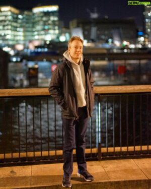 Tom Scott Instagram - Had an impromptu photo shoot with @tef.jpeg and anyway please enjoy what appears to be a promo shot for my new ITV2 urban fantasy detective series