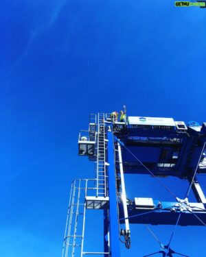 Tom Scott Instagram - Greetings from a very blue sky at @aklport.