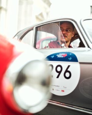 Tom Wlaschiha Instagram - We did it ! #millemiglia2023 
2200km in 5 days across Italy in 
a 1954 Alfa Romeo Sportiva 2000.

Grazie !! @alfaromeoitaliaofficial @alfa_romeo_de @ninacarmaria 
for this crazy unforgettable ride 💚🤍❤️