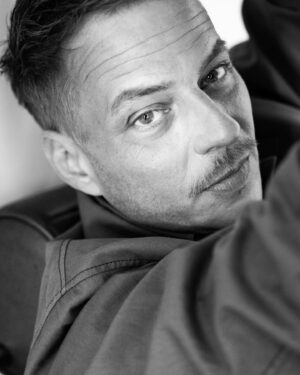 Tom Wlaschiha Instagram - chillin‘ 
#januarymood