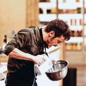 Tomás Fonzi Instagram - A veces es TODO así... 
Tengo la sensación de que la gala de eliminación de ésta noche (12/12/2021) va a ser de esas para aprender (de los errores, como siempre, claro...)
#masterchefargentina 
@masterchefargentina