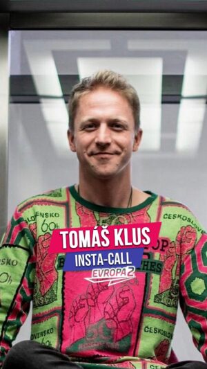 Tomáš Klus Instagram - Instacall se skvělým @tomas_klus 🎙️😍 Mluvili jsme o chystaném albu, o koncertech, o seriálech ve kterých hraje i se svou dcerou, o tom proč nelítá letadlem atd. 
Děkujeme za tvůj čas @tomas_klus 🤗🥳
w @ondraurbis @petrribal