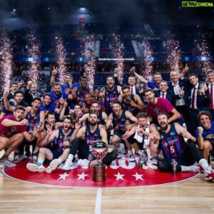 Tomáš Satoranský Instagram - Primer título feeling 🔵🔴❤️🏆