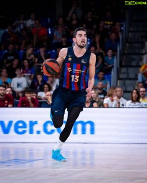 Tomáš Satoranský Instagram - Encantado de jugar en el Palau otra vez y sentir vuestro apoyo! Merci afició 🔵🔴 #viscabarça #klukzflóry #crazyeyes