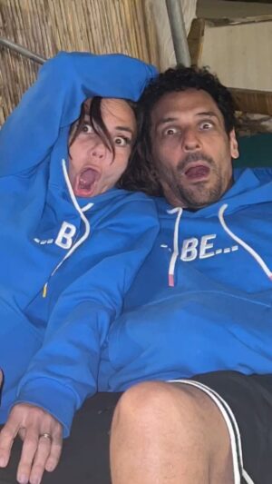 Tomer Sisley Instagram - Le paradis du Kibboutz d’Ein Guedi au cas ou vous n auriez pas compris😂😂❤️❤️🌹🌹
@mitarganel @badolina_ein_gedi_glamping @tomersisley
