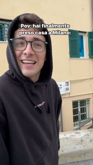 Tommaso Cassissa Instagram - Fermata metro Porta a Genova
