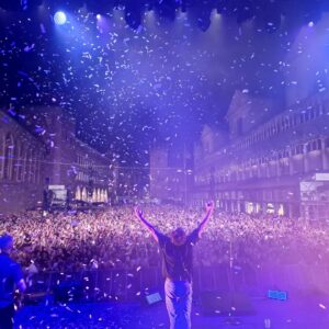 Tommaso Paradiso Instagram - Ferrara (fratacchioni) ❤️

Ci vediamo lunedì a Marostica! 

#tommysummertour