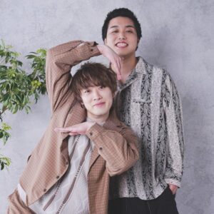 Tommy Instagram - アバンティーズとCasper Johnの服を着てみんなで写真撮ってもらいました。
ちょっとクセのある写真が多いですが最高の思い出です。Casper Johnは本当によく着ているブランドなので嬉しかった！！

動画もチェックしてね！

#CasperJohn
#PR