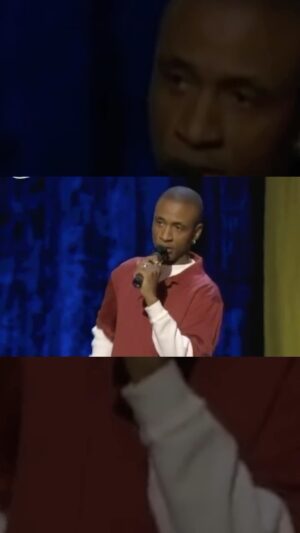 Tommy Davidson Instagram - Stand-up comedy = Boxing 🥊 
#rocky #comedian #comedy #standup