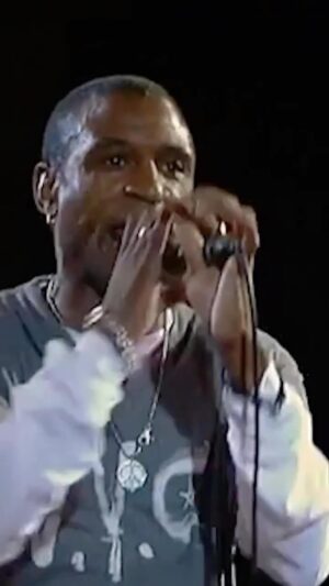 Tommy Davidson Instagram - Spanish TV is the BEST!! 
#tommydavidson #standup #comedian #funny