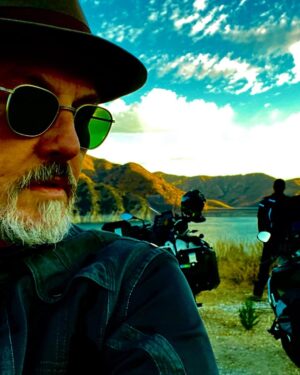 Tommy Flanagan Instagram - I found a Loch (Lake), in CA! An it’s not completely dried out, yet?! Amit@ApelDesign.com #MalibuCafeRacer #LiveLoveRide Enjoy the journey 💚