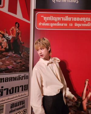 Tonhon Tantivejakul Instagram - ดอกเตอร์ไคลแม็กซ์ ปุจฉาพาเสียว ดูได้แล้ววันนี้ ที่ Netflix 💋 เสวเว่ออ่าแกร์ 😬 #ดอกเตอร์ไคลแมกซ์
#ปุจฉาพาเสียว
#NetflixTH