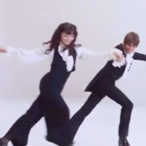 Toni Basil Instagram - @repost @igedesign 

Dancing into the weekend with 🎶 Davy Jones (Hey Hey We’re The Monkees) and Toni Basil (Oh Mickey, You’re So FINE). “Daddy’s Song”, 1968 🌟 
.
.
.
.

#WeekendVibes #Throwback #DavyJones #ToniBasil #DaddysSong #TheMonkees #Mickey #FunFriday #DancingIntoTheWeekend #FriYAY #WeekendPlans #1960s #1980s