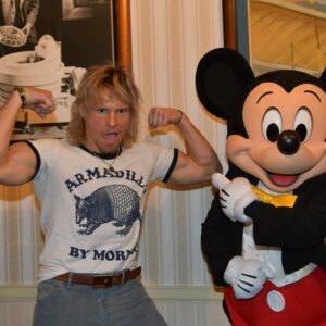 Tony Cavalero Instagram - Disneyland 🥰