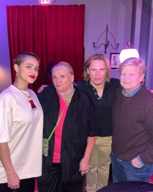 Tony Cavalero Instagram - 🍑Atlanta, you showered us with holiday puppet shows, wrap parties, tasty (and mostly deep fried) treats, and market wonders! Cherished every moment with THE MOMS and all my ATL pals! 💛💛💛