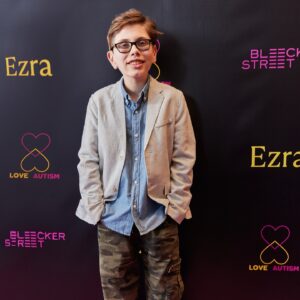 Tony Goldwyn Instagram - @loveandautism 🤝 LA Premiere of EZRA ✨ Stars @bobby_cannavale and @williamfitzgeraldactor were in attendance with director @tonygoldwyn and screenwriter @tony_spiridakis! Shoutout to our incredible guests including @kerrywashington, @hatsbyabbey, @david_loveonthespectrum, Cary Elwes, and more! EZRA is opening in theaters May 31! #EzraMovie