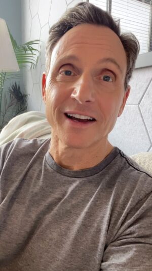 Tony Goldwyn Instagram - Turn your passion for the planet into action! @ClimateReality will be in NYC on April 12-14, and you need to be there too! This opportunity isn’t just about making a difference – it’s a career-building experience. It’ll focus on skill-building, networking, advocacy opportunities, and campaigns and provide a chance to continue your impact with Climate Reality after the training! Apply now at bit.ly/joinnyc24 or tap the link in @climatereality’s bio!
