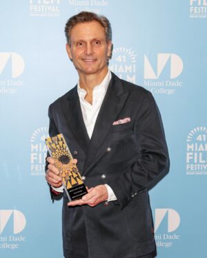Tony Goldwyn Instagram - Thanks #MiamiFilmFestival for choosing EZRA as your closing night film and for honoring me with the “Art of Light Award”! What a great city, what an incredible audience!!! 🙏🙏🙏 @miamifilm @ezramovie @bleeckerstfilms @brunellocucinelli_brand