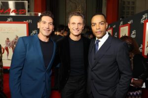Tony Goldwyn Instagram - At the #KingRichard Premiere last night w/ @jonnybernthal   #ReinaldoMarcusGreen. Thanks @ferragamo for the clothes!