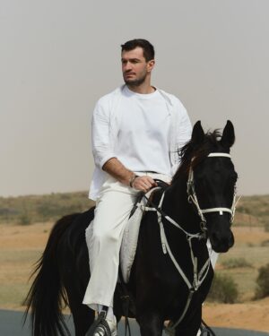 Tornike Kvitatiani Instagram - 🐎🖤